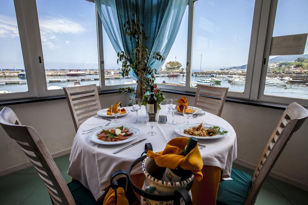 Hotel La Sirenella Lacco Ameno  المظهر الخارجي الصورة